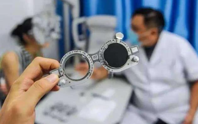 選配眼鏡掌握六個關(guān)鍵點，佩戴舒適不頭暈